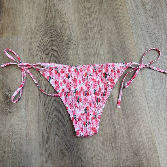 NWOT SHEIN Floral Pink Smocked Textured Bikini Set - Picture 6 of 6
